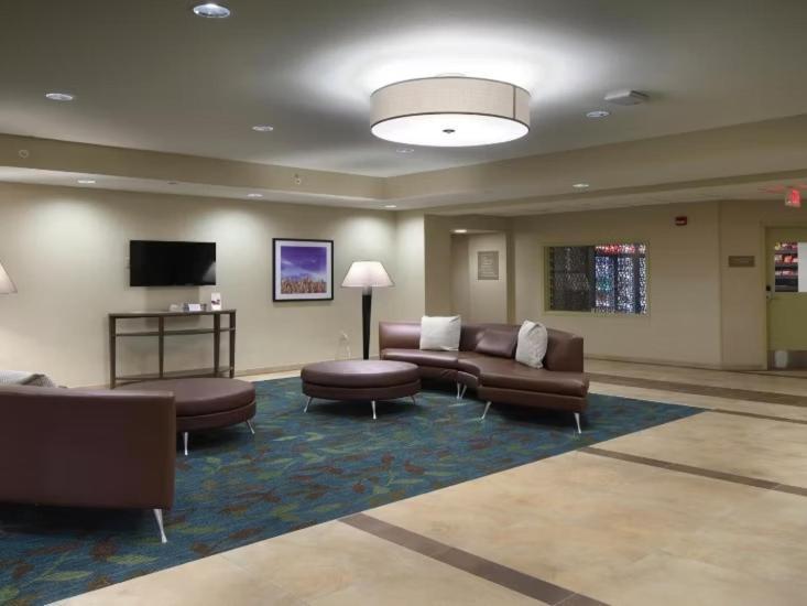 Candlewood Suites - Newark South - University Area By Ihg Eksteriør billede